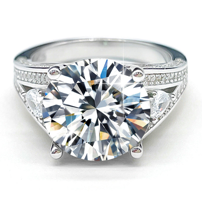 Clear 5 ct round-cut stone sterling silver ring